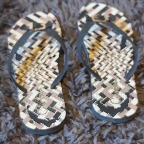 cole haan flip flops